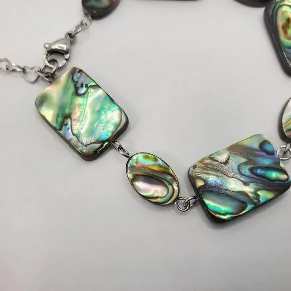 Hand Crafted Natural Shell Jewelry Set - Picture 6 of 15